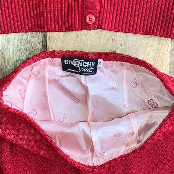 Vintage Givenchy skirt / sweater set RED small xs - Picture 4 of 16